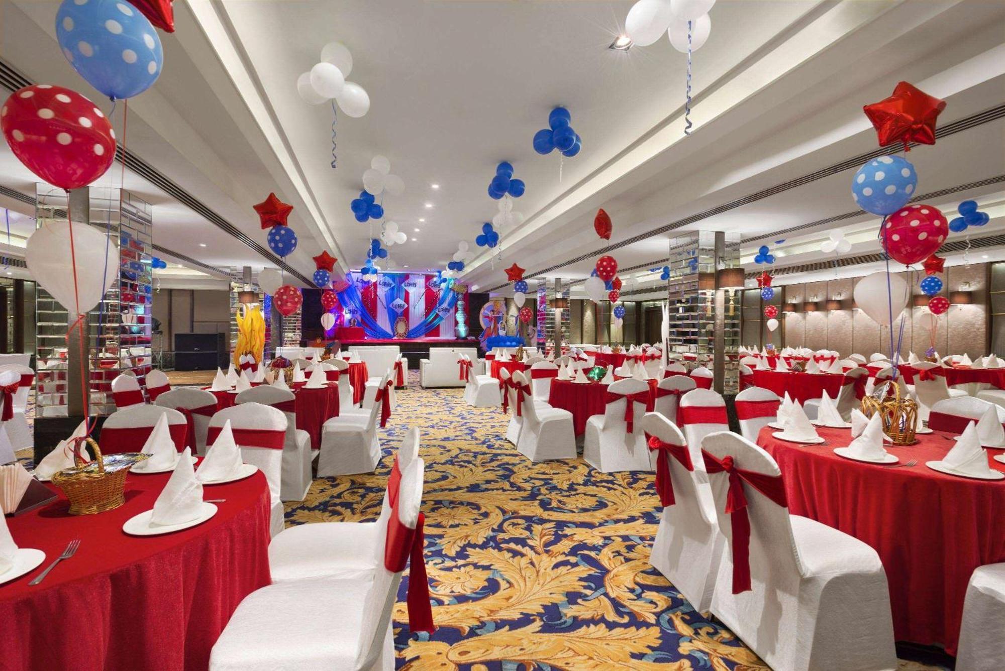 Ramada Jalandhar City Center Hotel Bagian luar foto